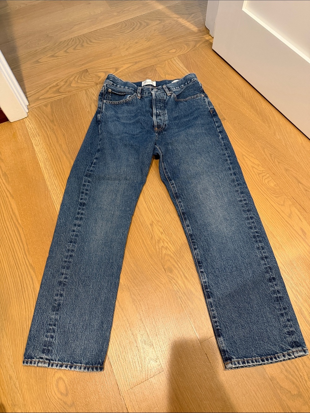 Frame Denim Men's Straight-Leg Medium Blue Jeans vertical crop worn once size 25